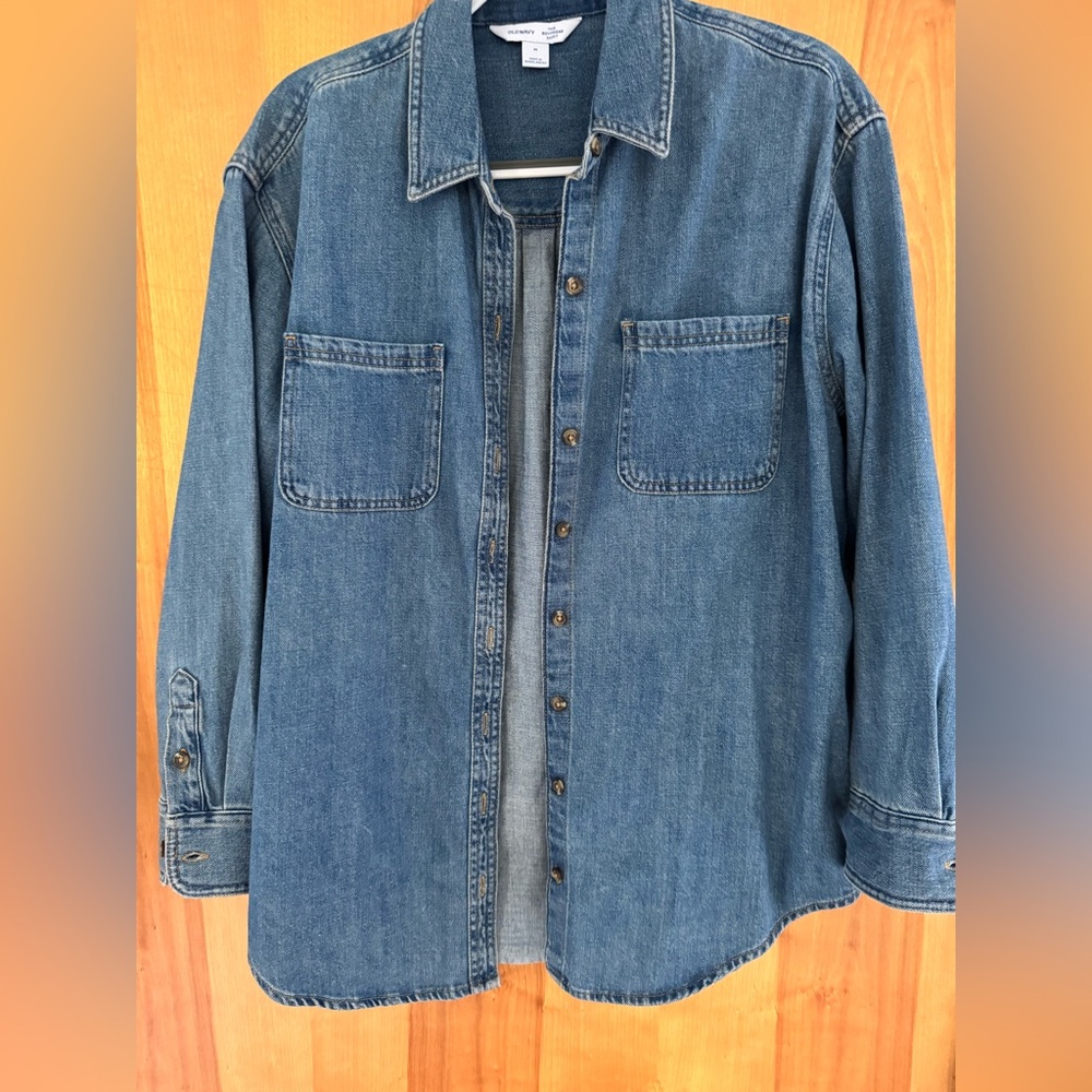 Old Navy Size M “Boyfriend” Denim Shirt